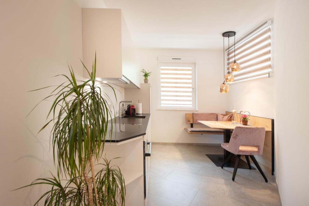 Nofnerhof Apartment Appiano Sulla Strada Del Vino Ngoại thất bức ảnh